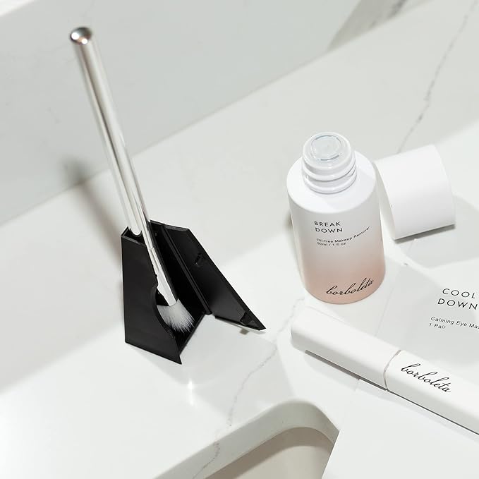 Clean Swoop Makeup Removing & Cleansing Brush