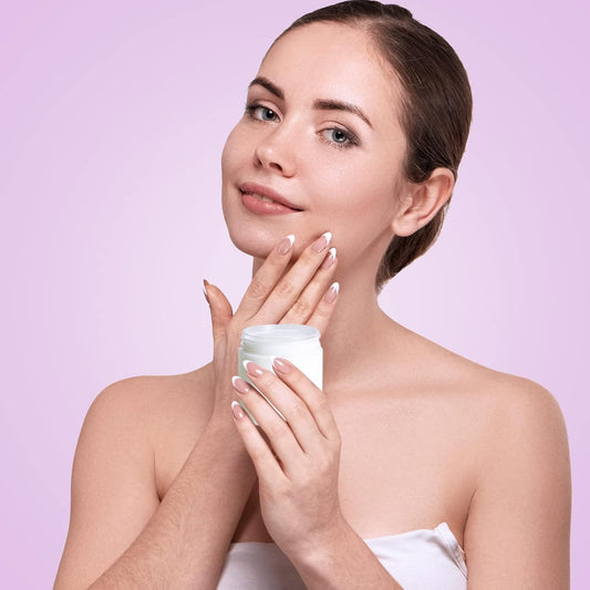 025 Makeup Trends: Mastering the Natural Glow Look