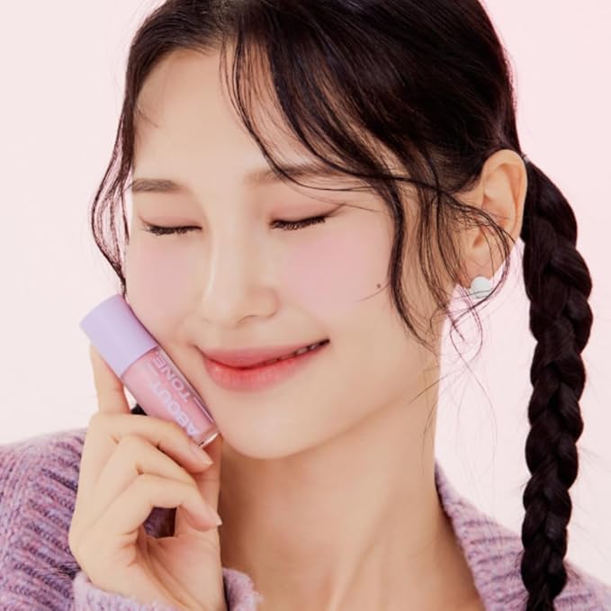 Fluffy Air Blusher 5 Colors - Lightweight Melting Liquid Blush for Colorful Cheeks, Highly Pigmented, Cheekbones and Eye Makeup, Soft Matte Finish, Buildable Formula (05 DUSTY ROSE)