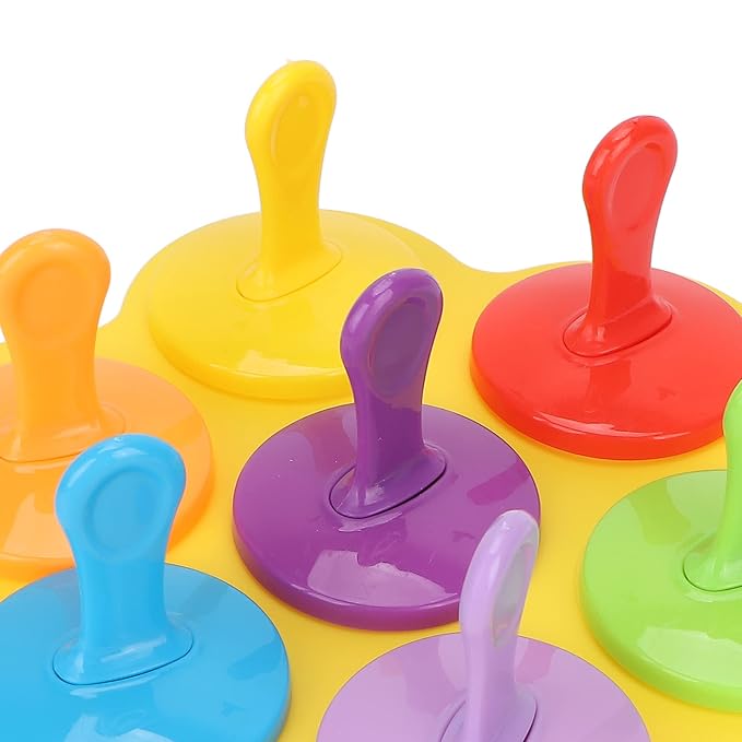 Cube Ice Roller, Reusable Silicone Ice Tray Fine Lines Removal Facial Beauty Ice Roller Skin Care Tools for Face Eyes Lubricate the Skin(yellow)