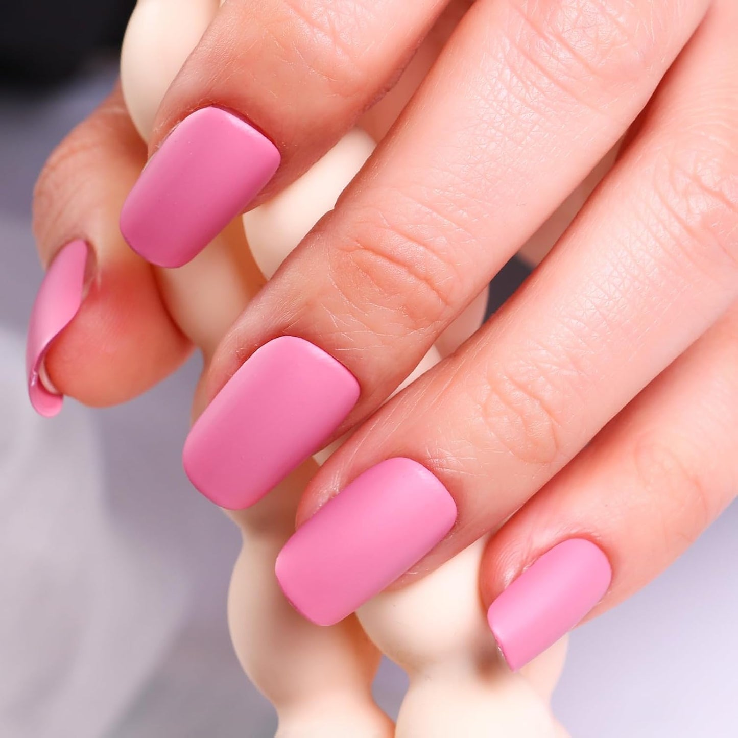 Matte Nail Polish Air Dry Nail Lacquer for Nail Art Varnish, Mist Effect Matte Finish Velvet Nail Polish, 0.35 fl oz (Deep Pink-22, 10 ML)